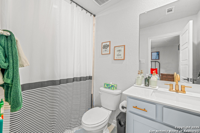 Image 43 of 46 For 25826 Marigold Oaks