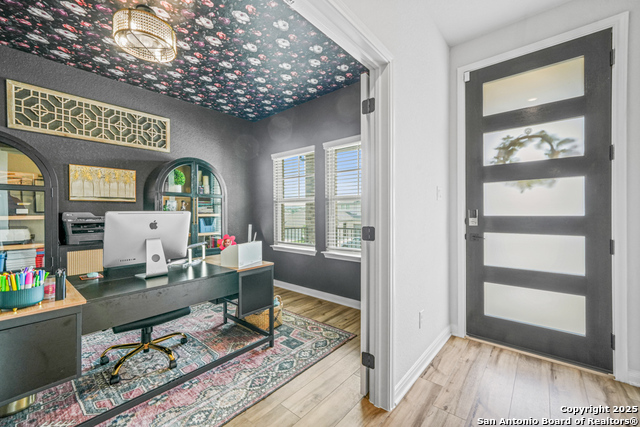 Image 5 of 46 For 25826 Marigold Oaks