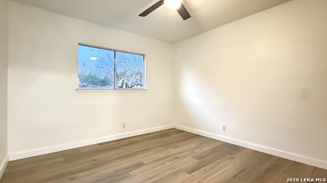 Image 12 of 48 For 6411 Green Top