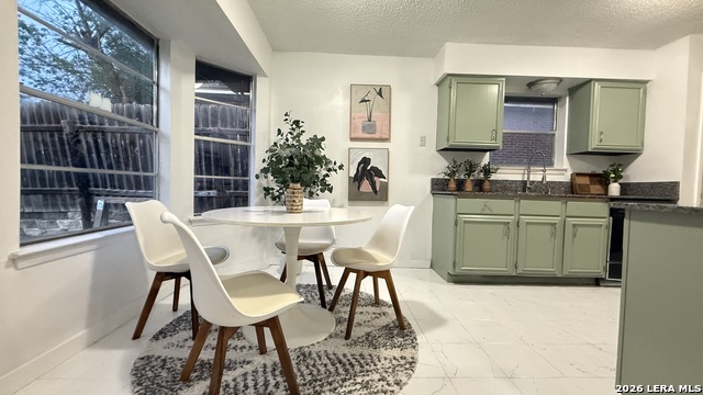 Image 5 of 48 For 6411 Green Top