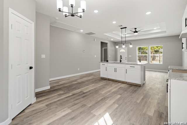 Image 16 of 29 For 1906 Lennon  