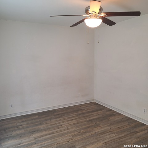 Image 10 of 32 For 6602 Spring Manor