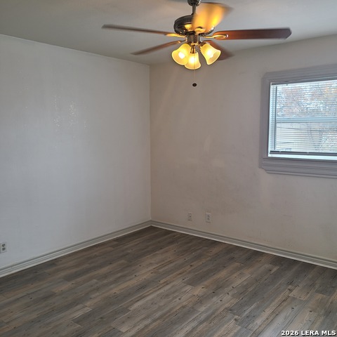 Image 24 of 32 For 6602 Spring Manor