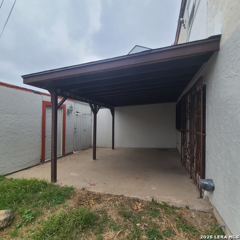 Image 32 of 32 For 6602 Spring Manor