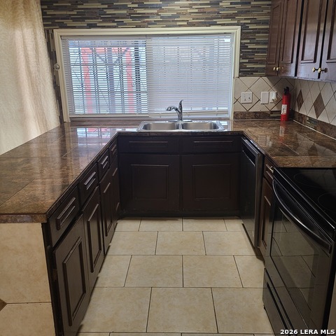 Image 7 of 32 For 6602 Spring Manor