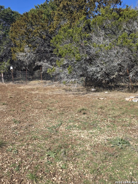 Image 23 of 34 For 205 Hill Country Dr