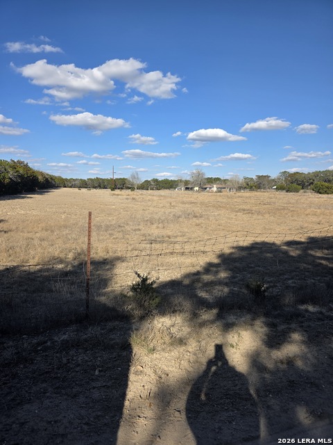 Image 25 of 34 For 205 Hill Country Dr