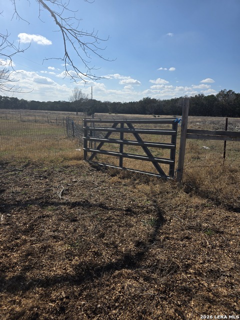 Image 32 of 34 For 205 Hill Country Dr