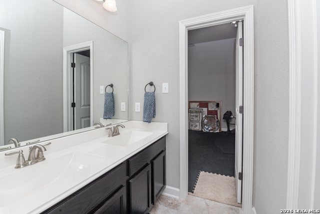 Image 24 of 39 For 1008 Water Oak