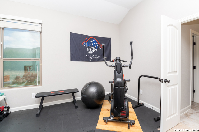 Image 26 of 39 For 1008 Water Oak