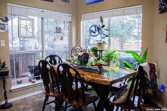 Image 12 of 29 For 305 Yortown  