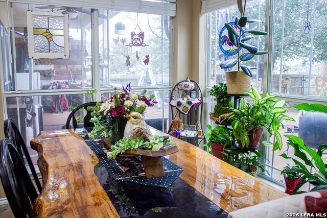 Image 13 of 29 For 305 Yortown  