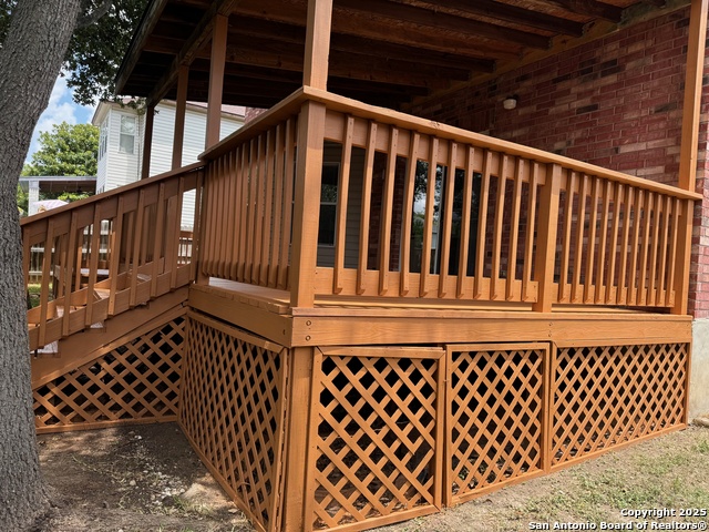 Image 43 of 44 For 2547 Smokey Crk