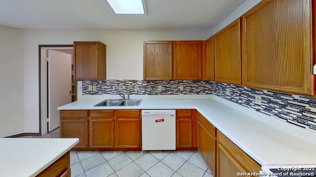 Image 9 of 44 For 2547 Smokey Crk