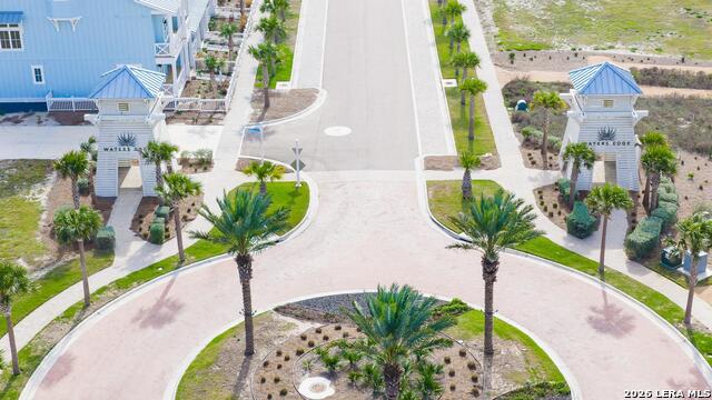 Listing photo id 11 for 104 Lily Pond