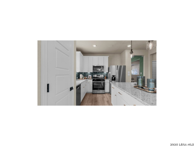 Image 2 of 12 For 15523 Bonnethead Road