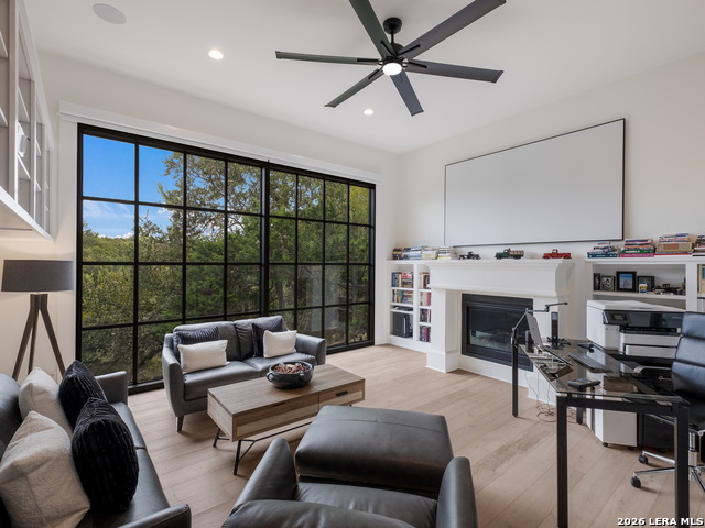 Image 16 of 37 For 1053 Brewer Ridge