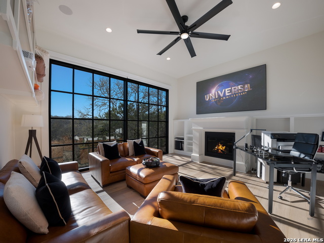 Image 19 of 37 For 1053 Brewer Ridge