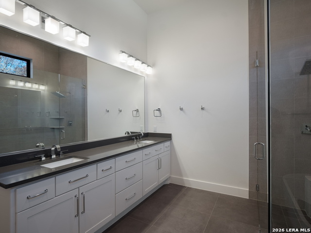 Image 30 of 37 For 1053 Brewer Ridge