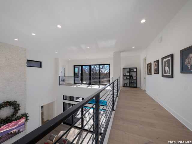 Image 31 of 37 For 1053 Brewer Ridge