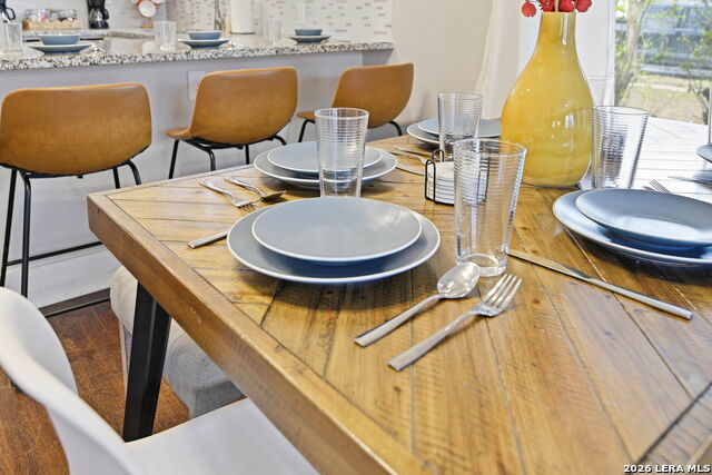 Image 16 of 42 For 230 Thompson