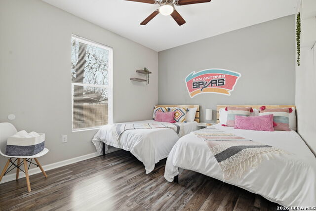 Image 19 of 42 For 230 Thompson