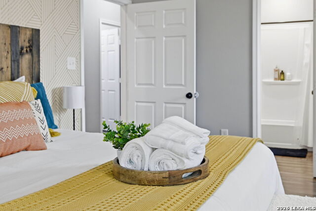 Image 28 of 42 For 230 Thompson