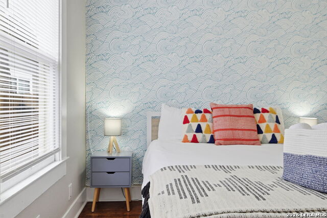 Image 34 of 42 For 230 Thompson