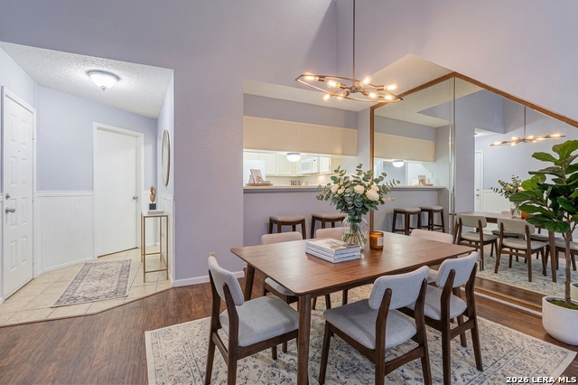 Image 21 of 26 For 10527 Perrin Beitel  C211