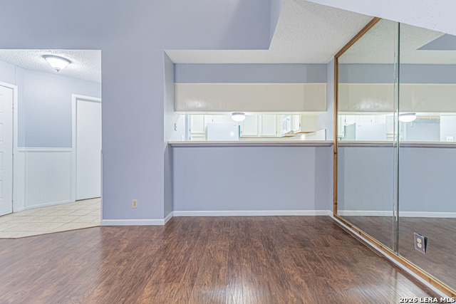 Image 6 of 26 For 10527 Perrin Beitel  C211