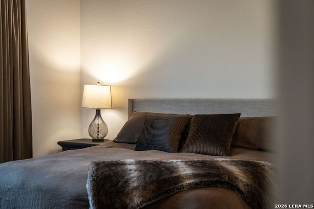 Image 15 of 44 For 634 Meade Street