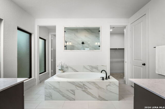 Image 17 of 44 For 634 Meade Street