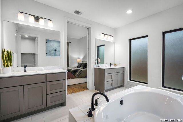 Image 18 of 44 For 634 Meade Street