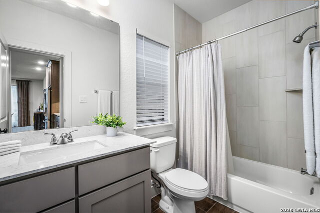 Image 22 of 44 For 634 Meade Street