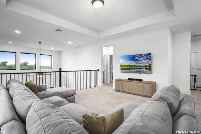 Image 25 of 44 For 634 Meade Street