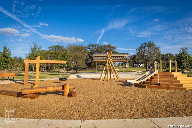 Image 41 of 44 For 634 Meade Street