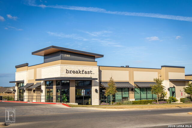 Image 42 of 44 For 634 Meade Street