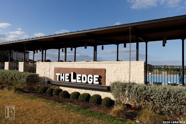 Image 43 of 44 For 634 Meade Street