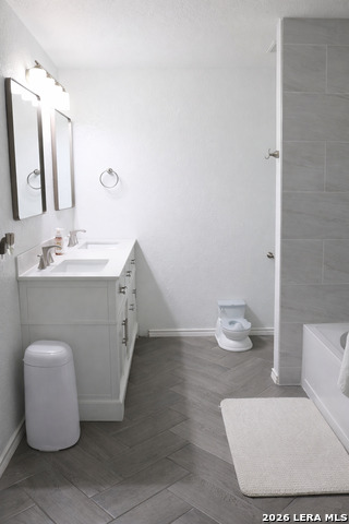 Image 14 of 22 For 6338 Austin Valley