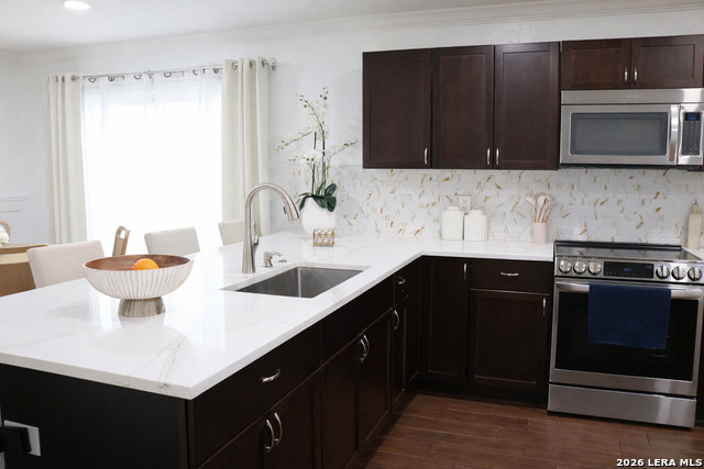 Image 6 of 22 For 6338 Austin Valley