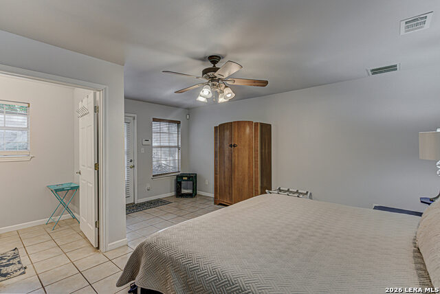 Image 18 of 39 For 2632 Williamslakeshore