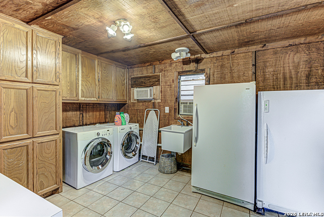 Image 22 of 39 For 2632 Williamslakeshore