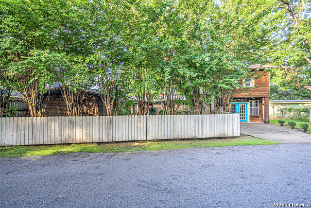 Image 3 of 39 For 2632 Williamslakeshore