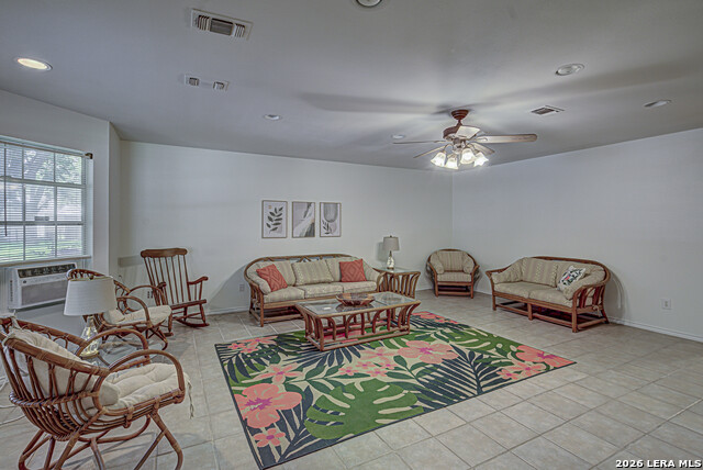 Image 35 of 39 For 2632 Williamslakeshore