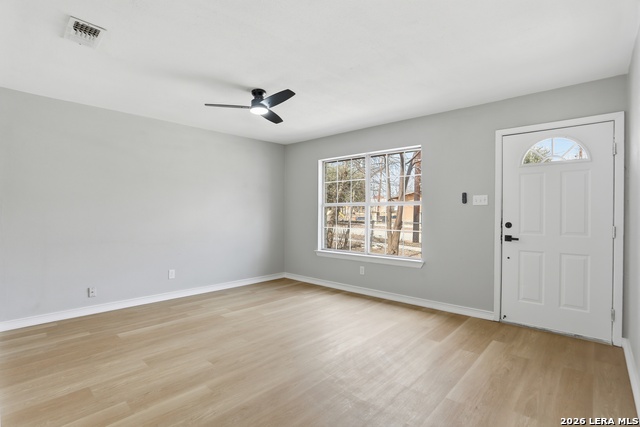 Image 11 of 35 For 132 University