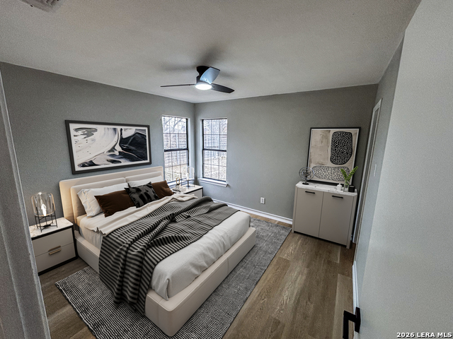 Image 18 of 35 For 132 University