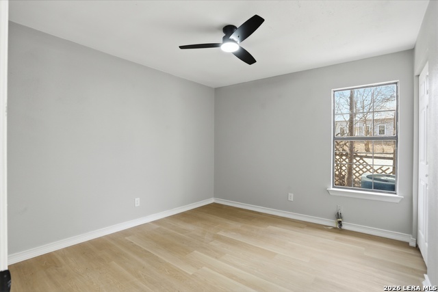 Image 29 of 35 For 132 University