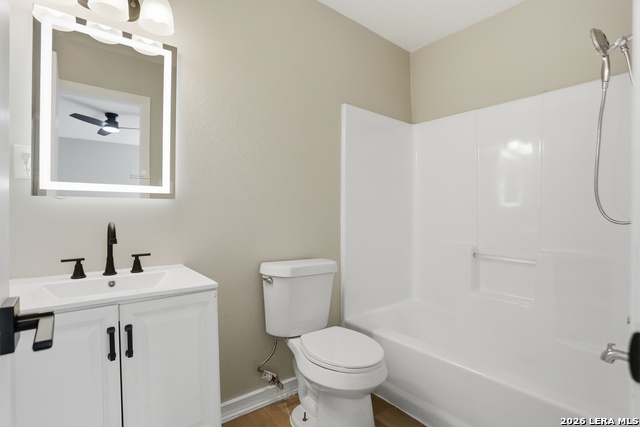 Image 31 of 35 For 132 University