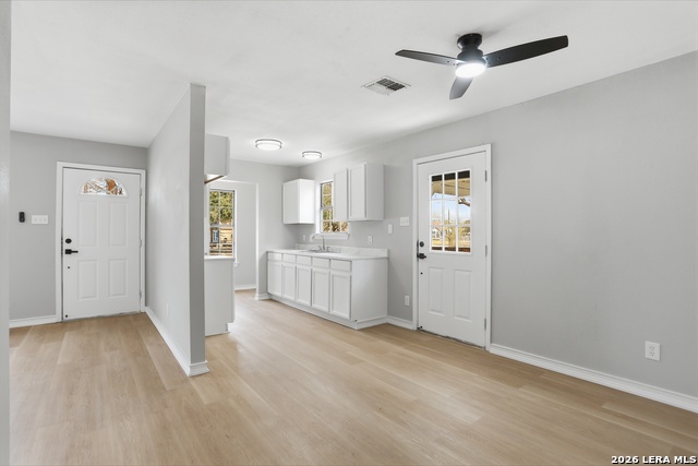 Image 9 of 35 For 132 University