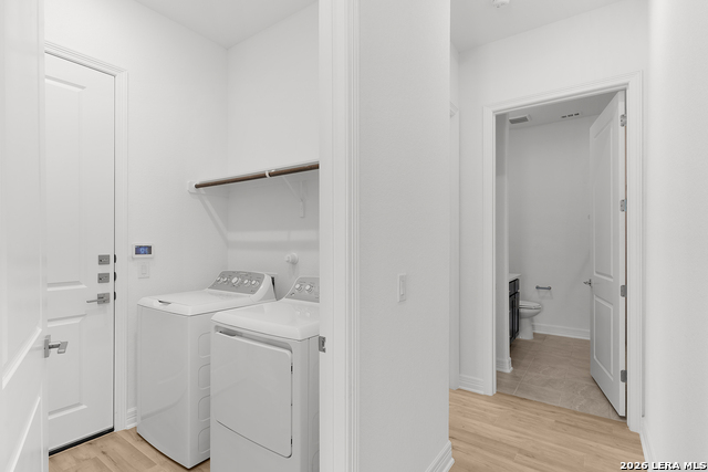 Image 21 of 33 For 3523 N. Loop 1604 East  2304